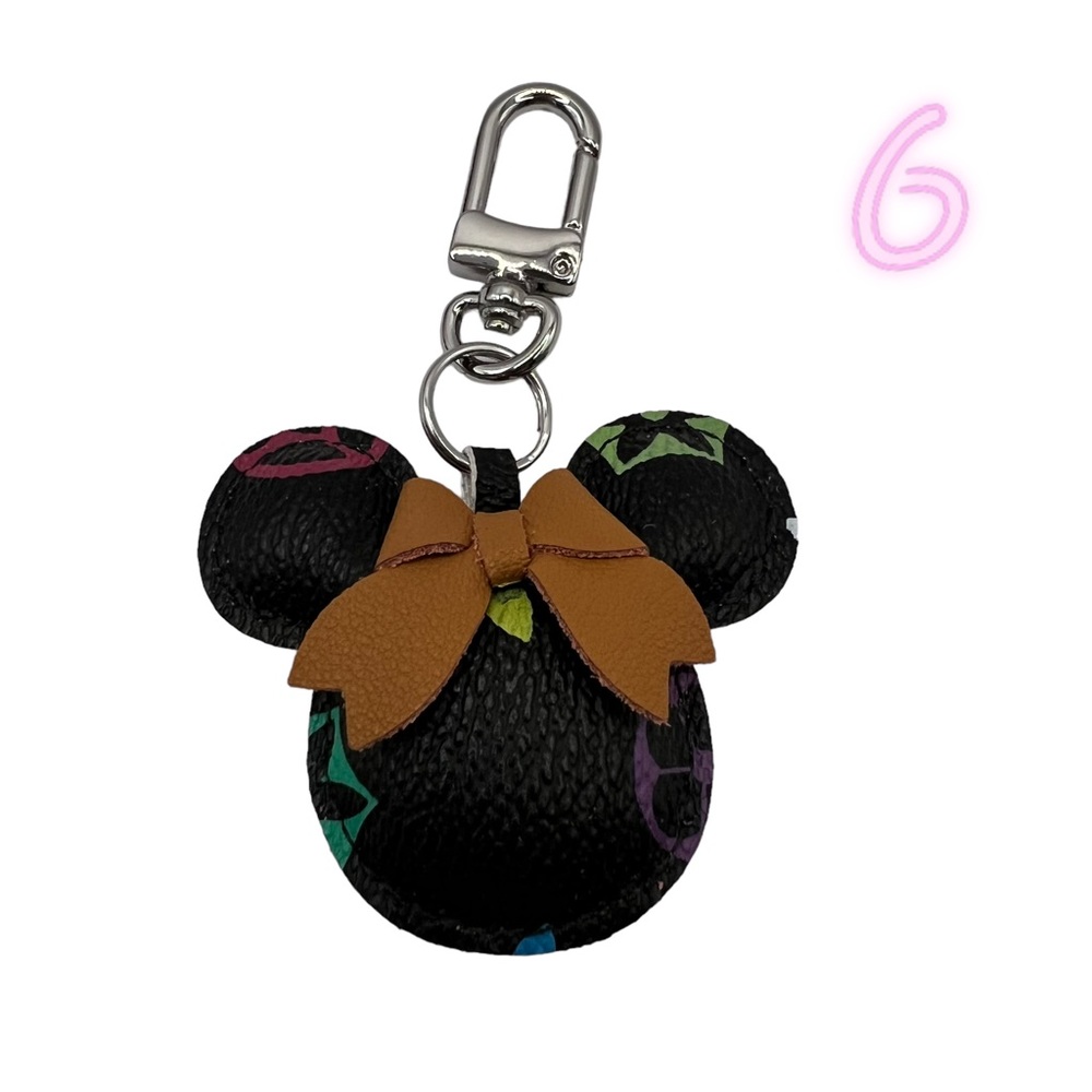 NEW Monogram Mouse Keychain Bag Charm - Picture 11 of 16